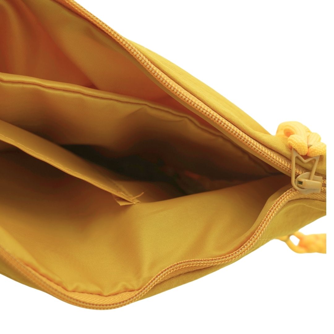 Sac à bandoulière souple en nylon de taille moyenne