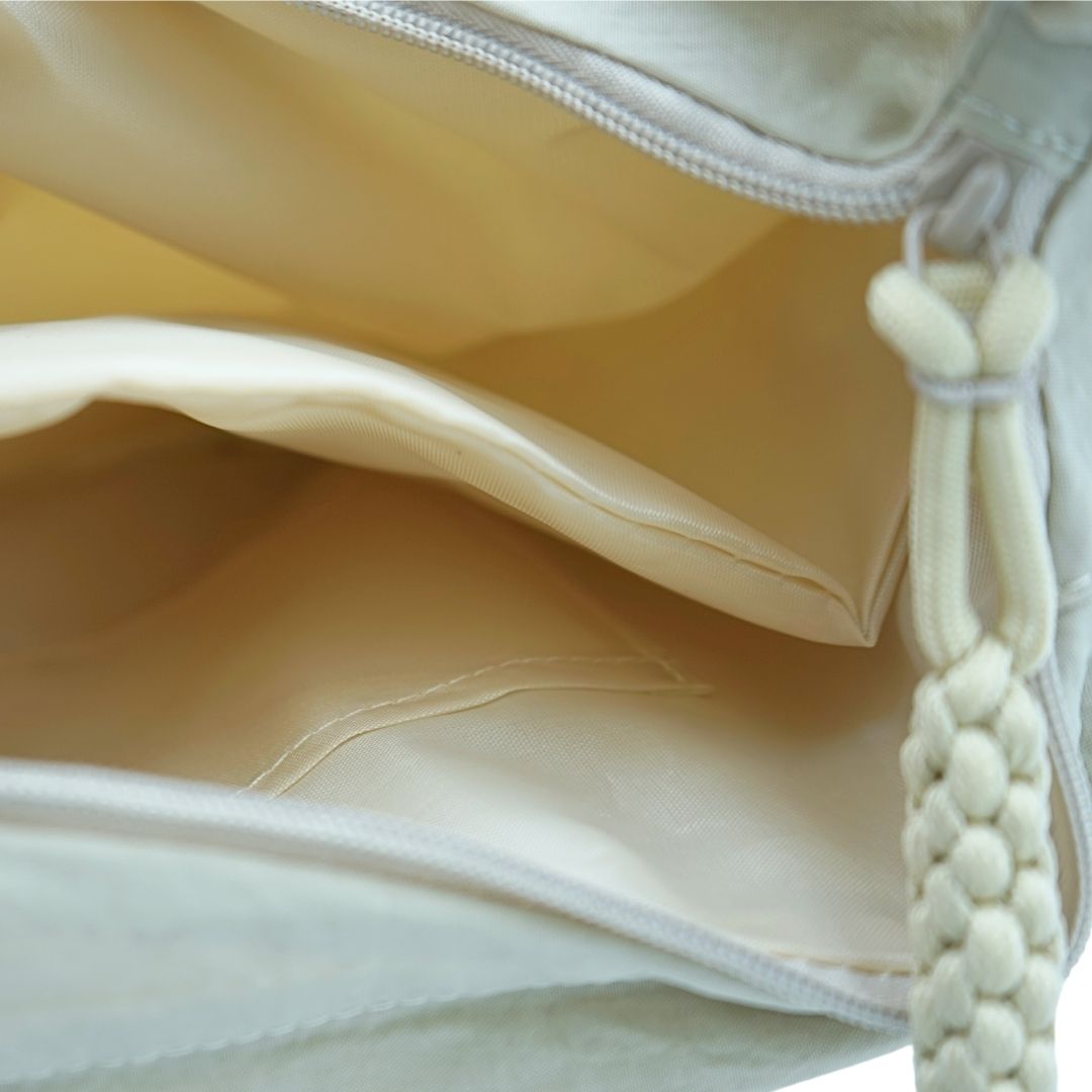 Sac à bandoulière souple en nylon de taille moyenne