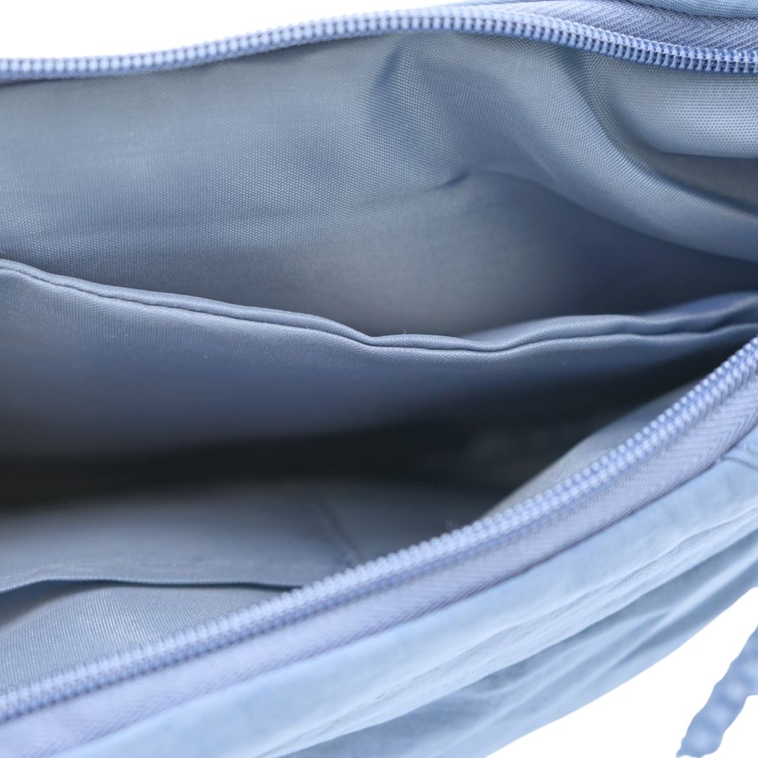 Sac à bandoulière souple en nylon de taille moyenne